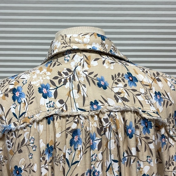Fate Tan Blue Flower Print Oversized Boho Long Sleeve Button Down Shirt - Picture 8 of 12